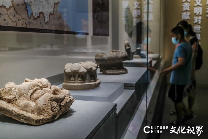 “山东考古成就展”在山东博物馆开幕，200余件山东出土文物同时亮相
