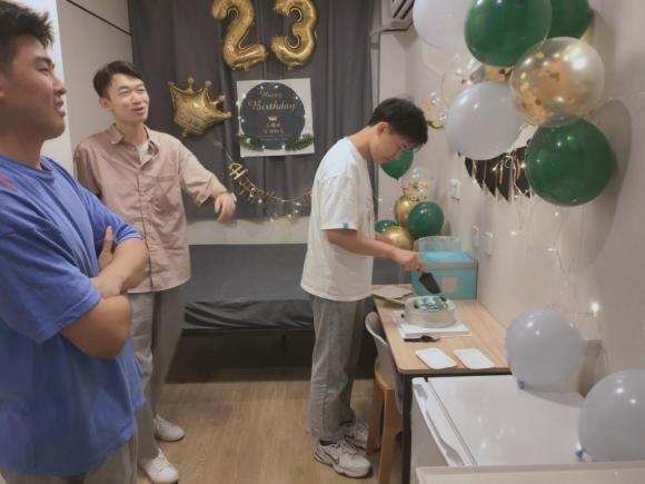 暖心服务、生日惊喜，一对好友的故事发生在济南龙湖冠寓……