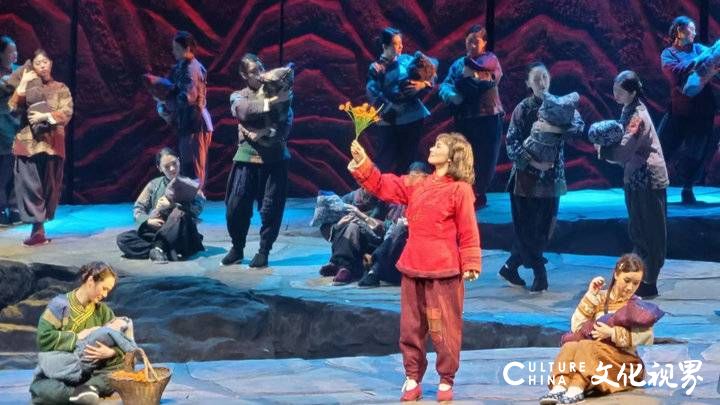 话剧《乳娘》在济南历山剧院首演，再现胶东乳娘的红色传奇