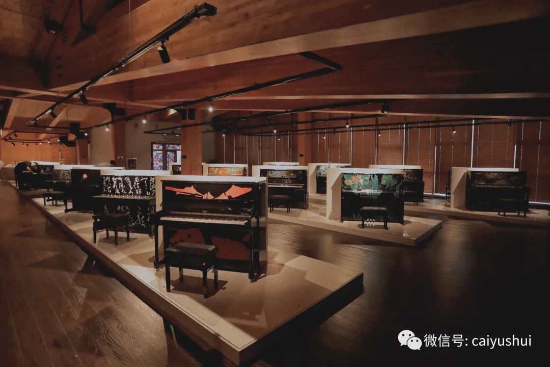 全球首家艺术钢琴馆在青岛开幕，开启了蔡玉水等40余位著名艺术家的“艺术钢琴之旅”