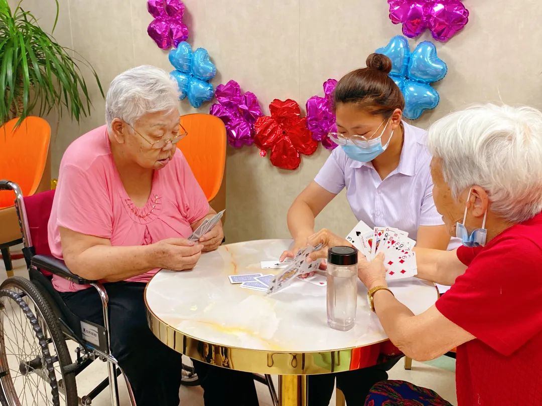 医、养、护相融合——青岛莱西宏远健康颐养中心让老年生活多彩有趣