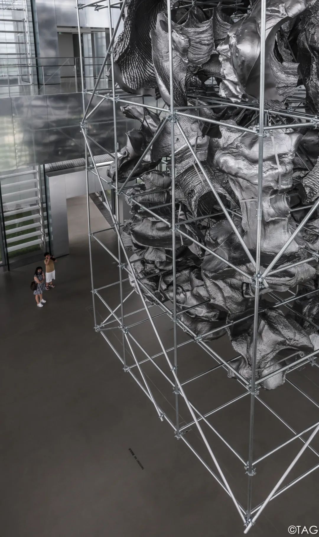 西海美术馆：著名艺术家隋建国用“40个瞬间”打造“云中花园”