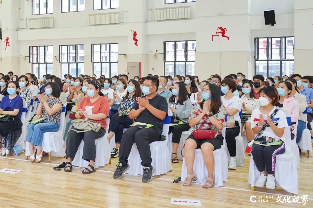 济南市历下区玖玺小学揭牌，“玺”迎小萌新