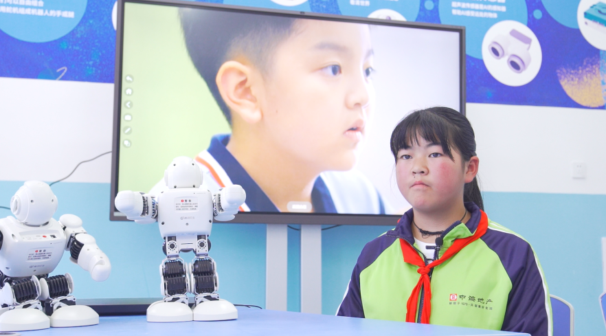 “扶贫先扶智”，中海教育将人工智能科创教室“搬”进甘肃希望小学