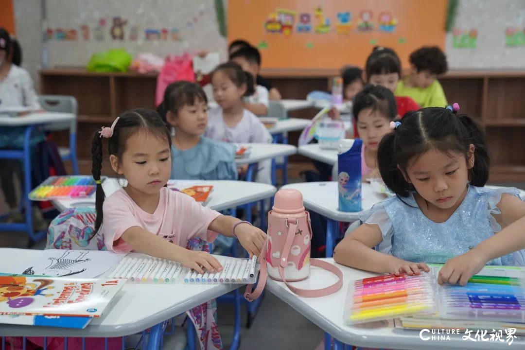 济南托马斯学校“小萌新”开启新学期