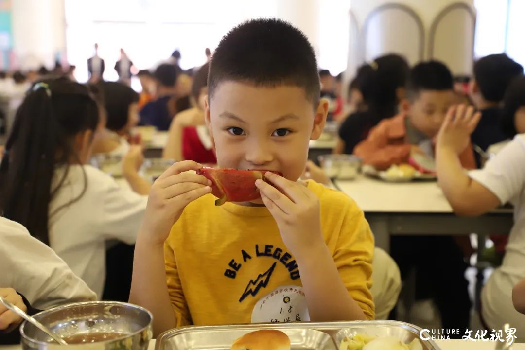 你好！一年级——济南外国语学校开元国际分校迎来2021级“小主人”