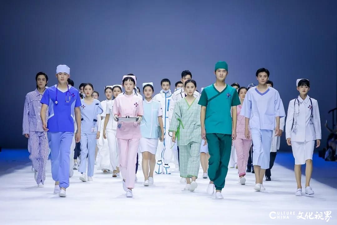 致敬“最美逆行者”，北京服装学院与迪尚集团首次发布医护工装