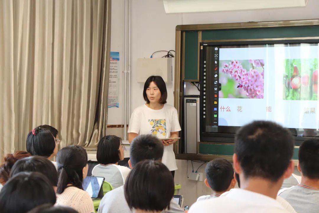 山师齐鲁实验学校初中部开启“暑期研发成果展示”