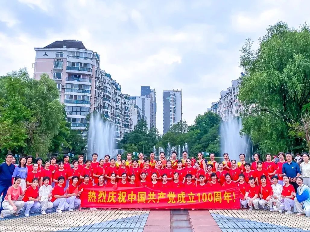 旭辉永升服务荣获2021中国物业服务企业“红色物业标杆企业”等八项殊荣