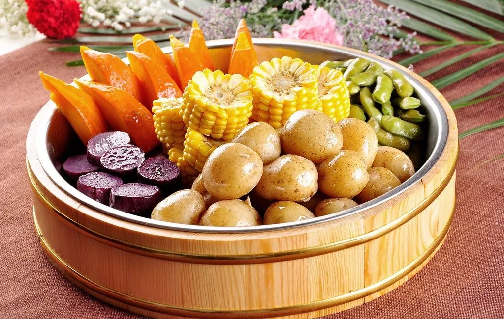 今日秋分，济南阳光家常菜为您带来温润除燥、阴阳平衡的养生美食