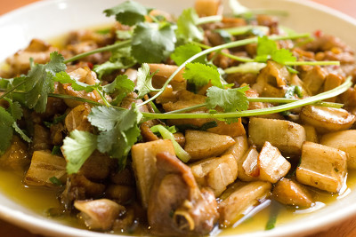 第六届中国鲁菜美食文化节上“涨姿势”：黄焖鸡其实是一道传统鲁菜
