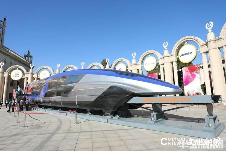 大国重器山东造，时速600公里高速磁浮列车“实车”亮相“十三五”科技创新成就展