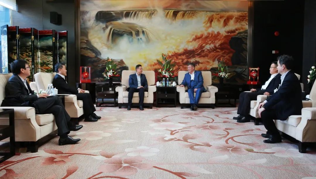 华为监事会主席李杰与张玉良深入会谈，推动绿地房地产业科技赋能和转型升级发展