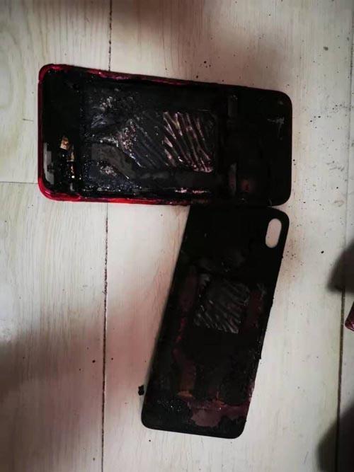 小米手机充电时爆炸引燃窗帘和地板，济南市民索赔9万元要求未获同意