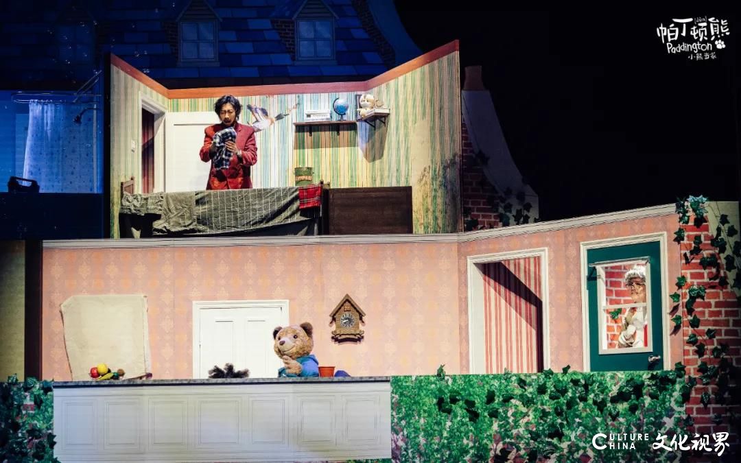 红遍全球的可爱“网红”，亲子剧《帕丁顿熊之小熊当家》即将在山东省会大剧院上演