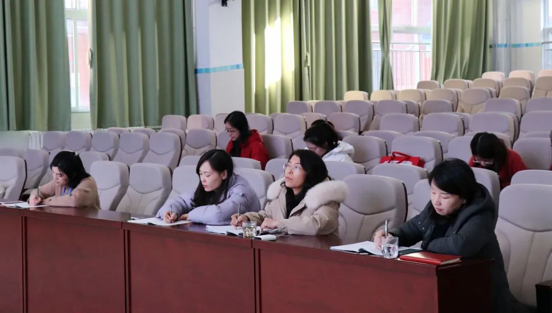 济南高新区中心南区心理教研活动在汉峪小学举行
