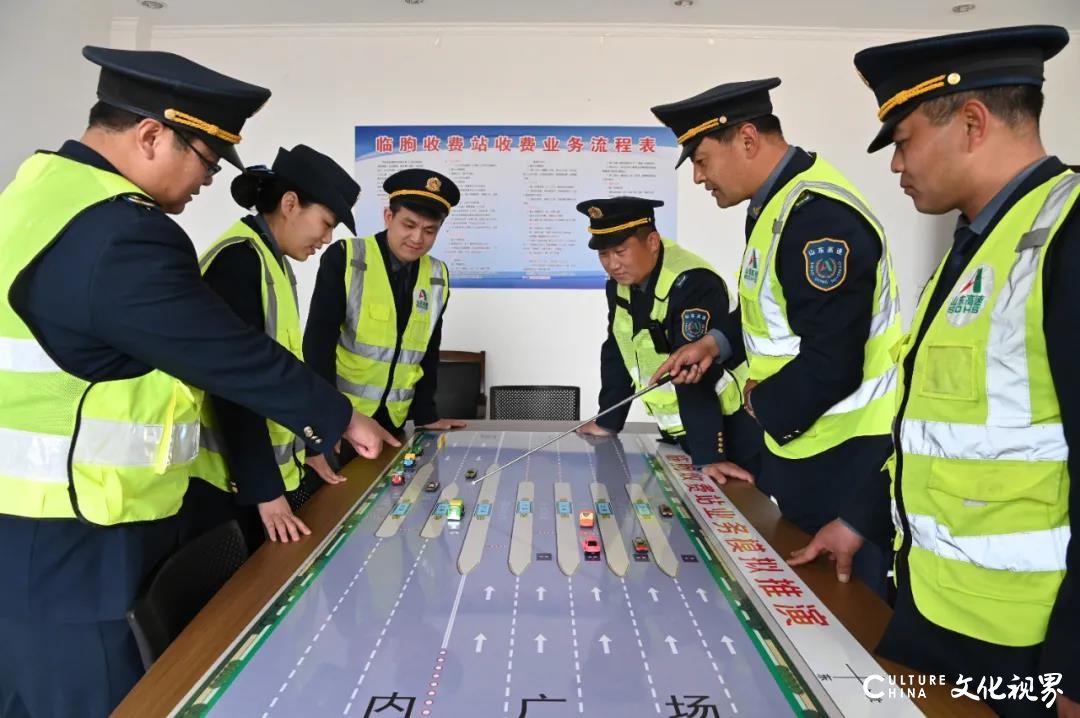 山东高速潍坊发展公司荣获“2021年度全国交通运输安全文化建设优秀单位”称号