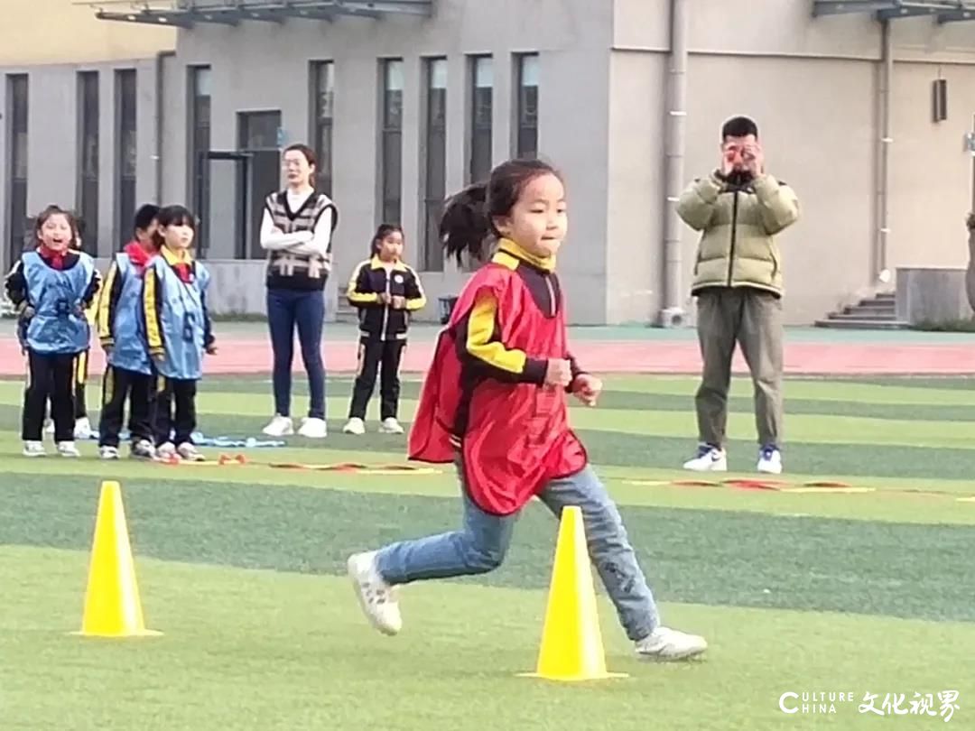 德州齐河县山师东海实验学校“障碍接力赛”圆满举办