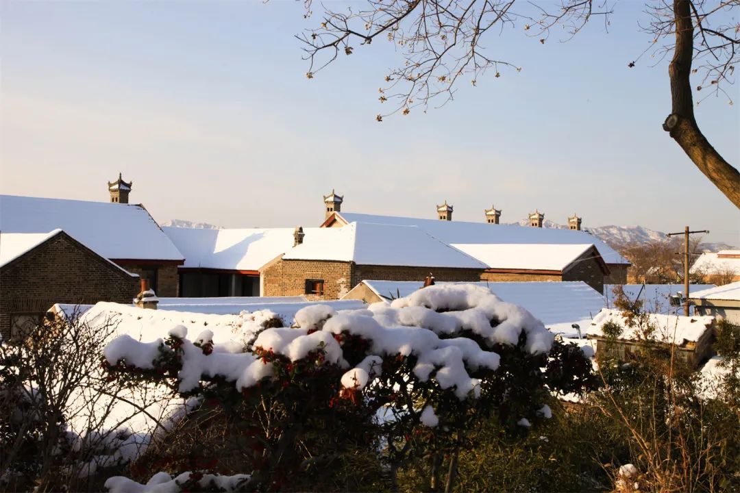 当威海刘公岛遇上雪，浪漫便穿越了百年