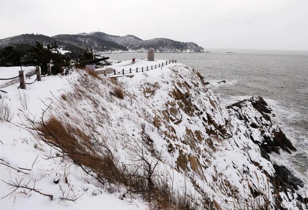 当威海刘公岛遇上雪，浪漫便穿越了百年