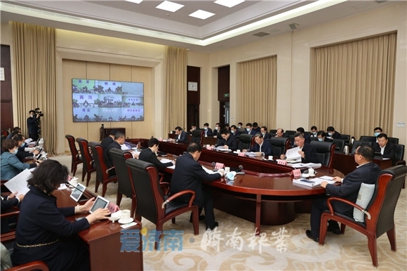 孙述涛主持召开市政府常务会议，研究济南市2022年主要指标安排等工作