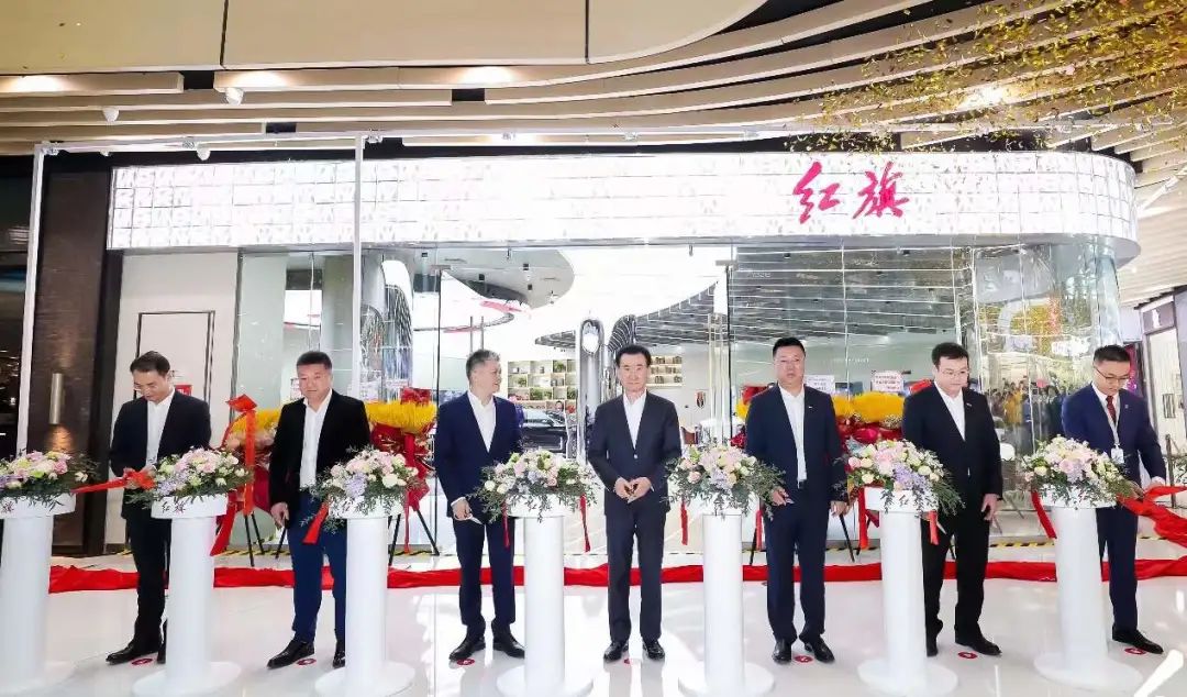 万达正式进军汽车圈，首家体验店在北京开业