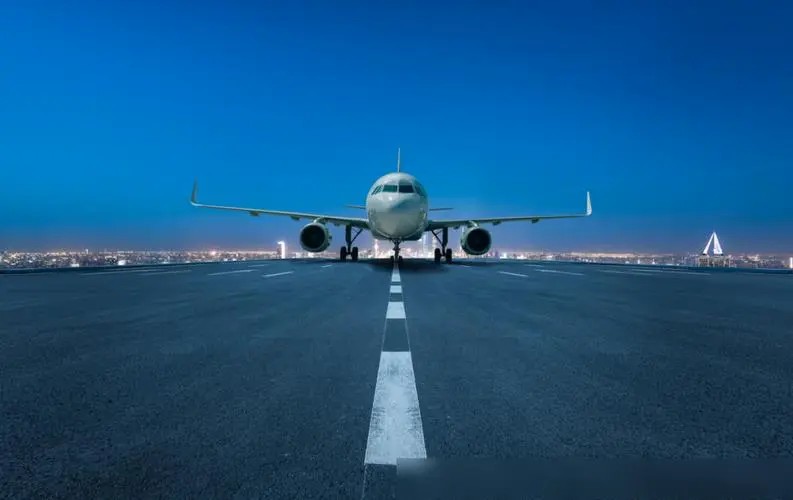 国内各航空公司今日起将恢复国内航线的燃油附加费