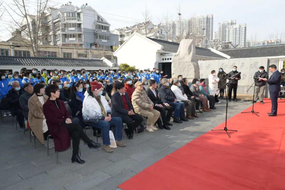 “咏梅——李兆虬中国画展”在枣庄滕州盛大开幕