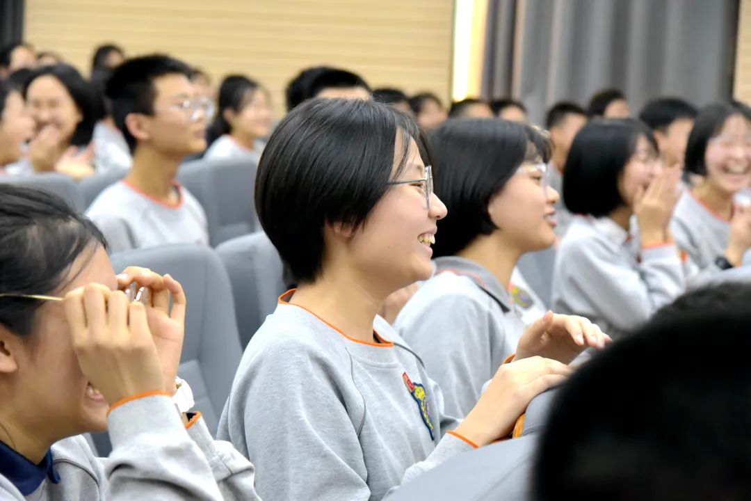 中考倒计时100天，山师齐鲁实验学校举行“百日誓壮志，一起向未来”誓师大会