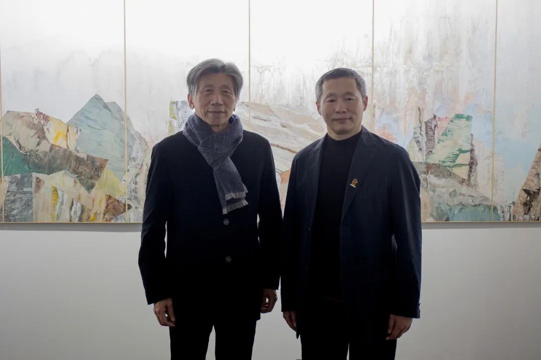 “田黎明、胡伟、刘庆和、王颖生——中国画四人展”今日开幕，范迪安到访荣宝斋参观