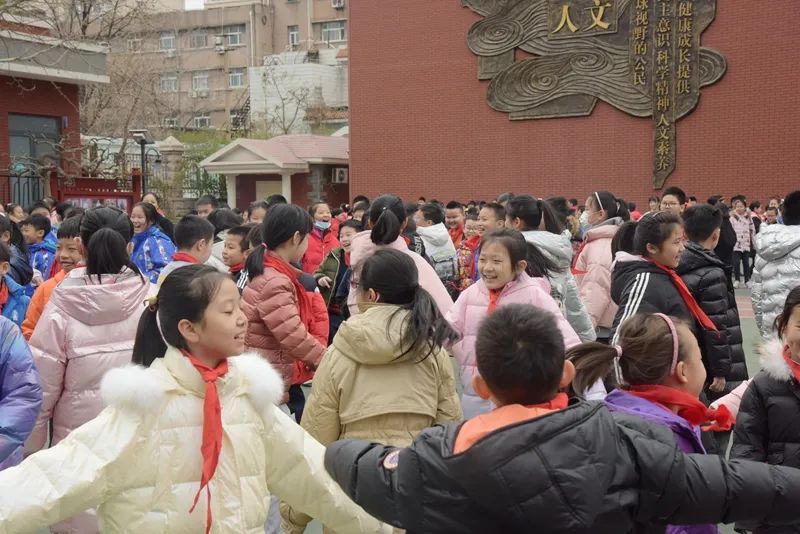 “国际幸福日”来临，山师附小带领同学们发现幸福、感受幸福、晒出幸福