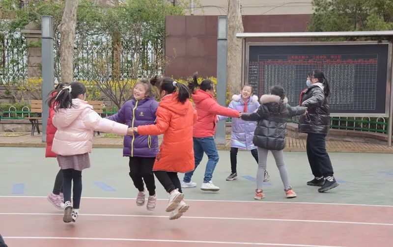 “国际幸福日”来临，山师附小带领同学们发现幸福、感受幸福、晒出幸福