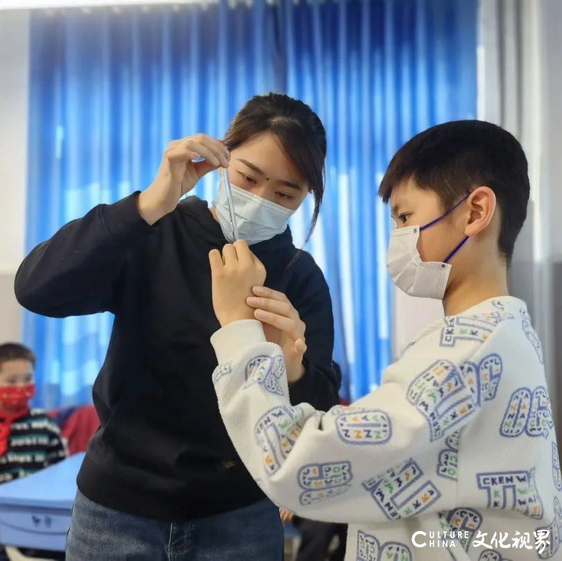 天地联动！“天宫课堂”第二课开讲 济南历山双语学校学生共同上“最牛网课”