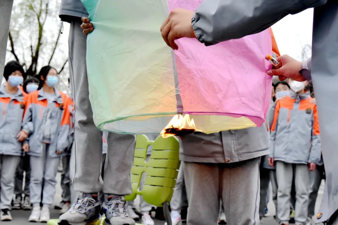 点亮科技梦想，培养科学思维——山师齐鲁实验学校成功举办第二届科技节