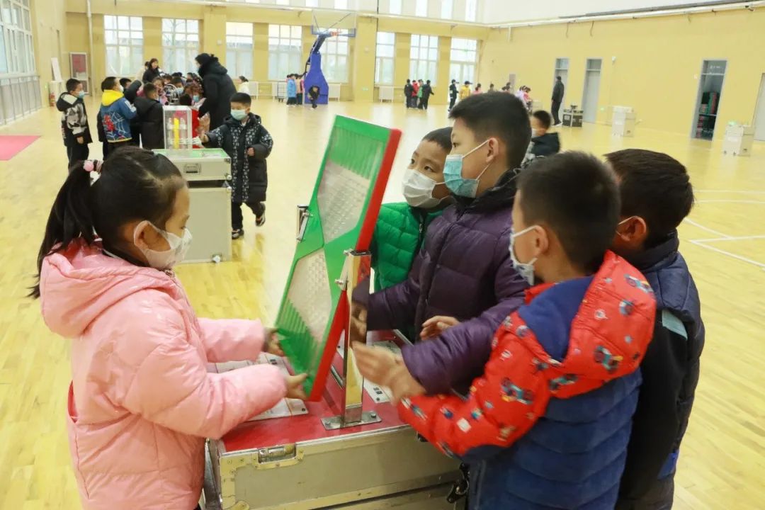 启迪科技梦  一起向未来——​山师润元实验学校首届科技节落幕