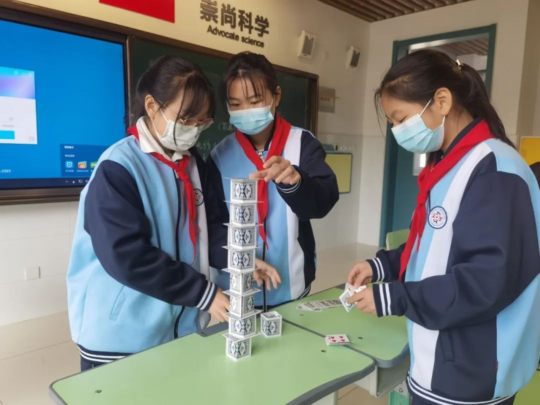 启迪科技梦  一起向未来——​山师润元实验学校首届科技节落幕