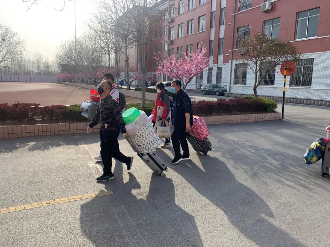 闻令而动，精准部署——记青岛莱西市第一中学首日复学