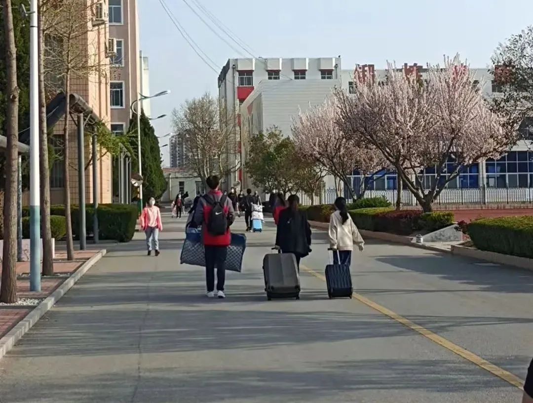 闻令而动，精准部署——记青岛莱西市第一中学首日复学