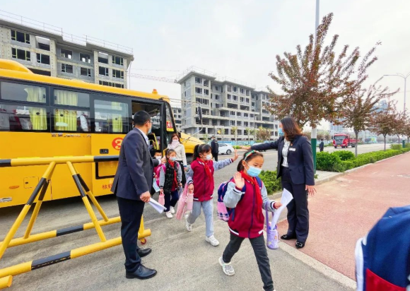 春天是久别的重逢，山师英才学校复课首日平稳有序