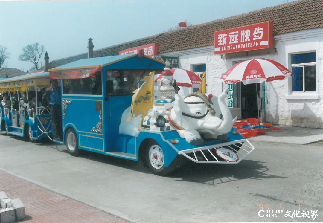 威海刘公岛游览车“跑过”的这些年，承载着“岛字片”的时空烙印