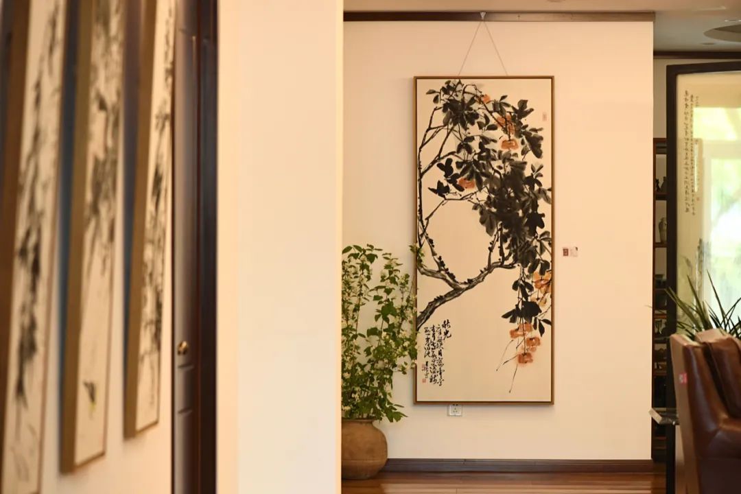 无手绘万象，正青春·怒放的生命“行健——王恒作品展”在北京华亚艺术基金会展出