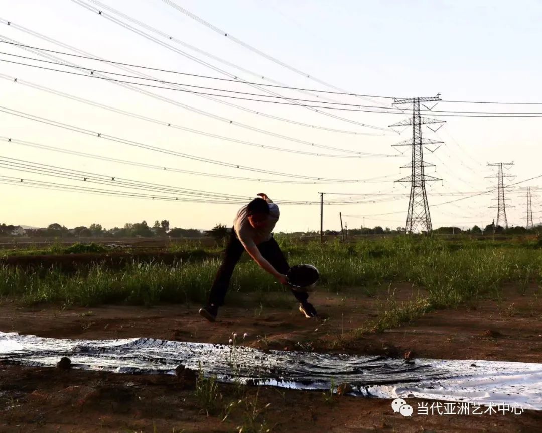 与二十四节气的温暖相遇，著名艺术家赵无眠时空泼墨计划之小满记事