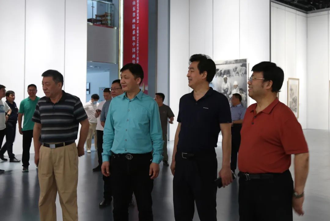 纪念毛泽东“延安讲话”80周年中国画经典作品展开幕，展出山东画院经典作品80幅