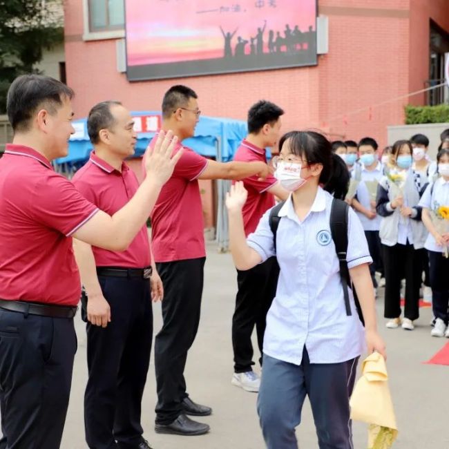 少年试锋芒   题名在今朝——山师中建长清湖实验学校2022届初三学考掠影