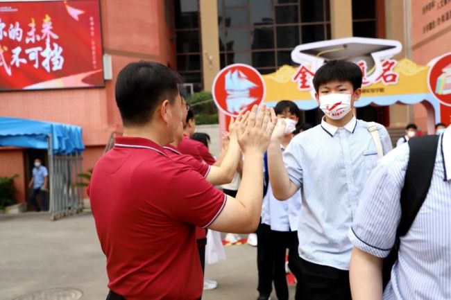 少年试锋芒   题名在今朝——山师中建长清湖实验学校2022届初三学考掠影