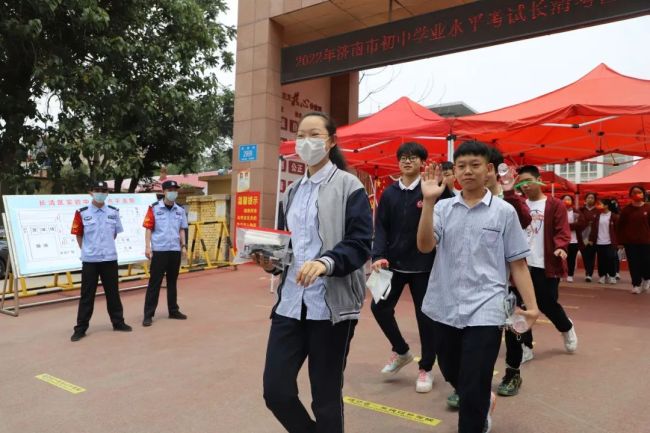 少年试锋芒   题名在今朝——山师中建长清湖实验学校2022届初三学考掠影