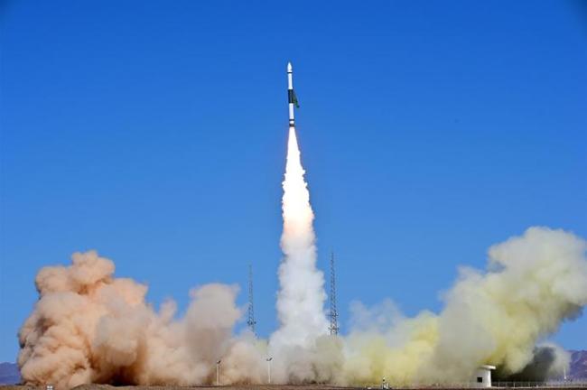 天行一号试验卫星成功发射，主要用于空间环境探测等试验