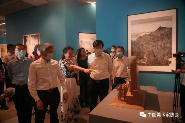 “笔墨丹青绘湾区——庆祝香港回归祖国25周年美术作品展”在京举办