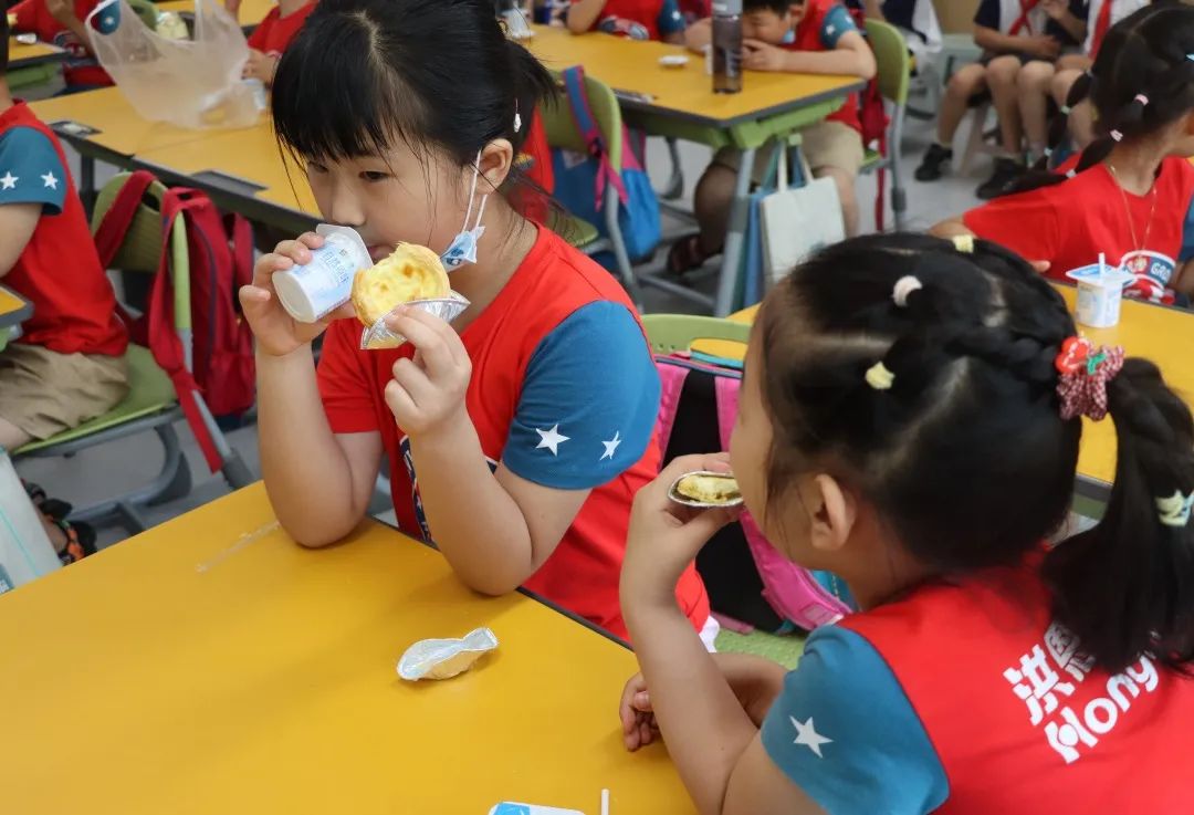 走进小学 感悟成长——洪恩幼儿园的娃娃们走进山师郓城照昕实验学校