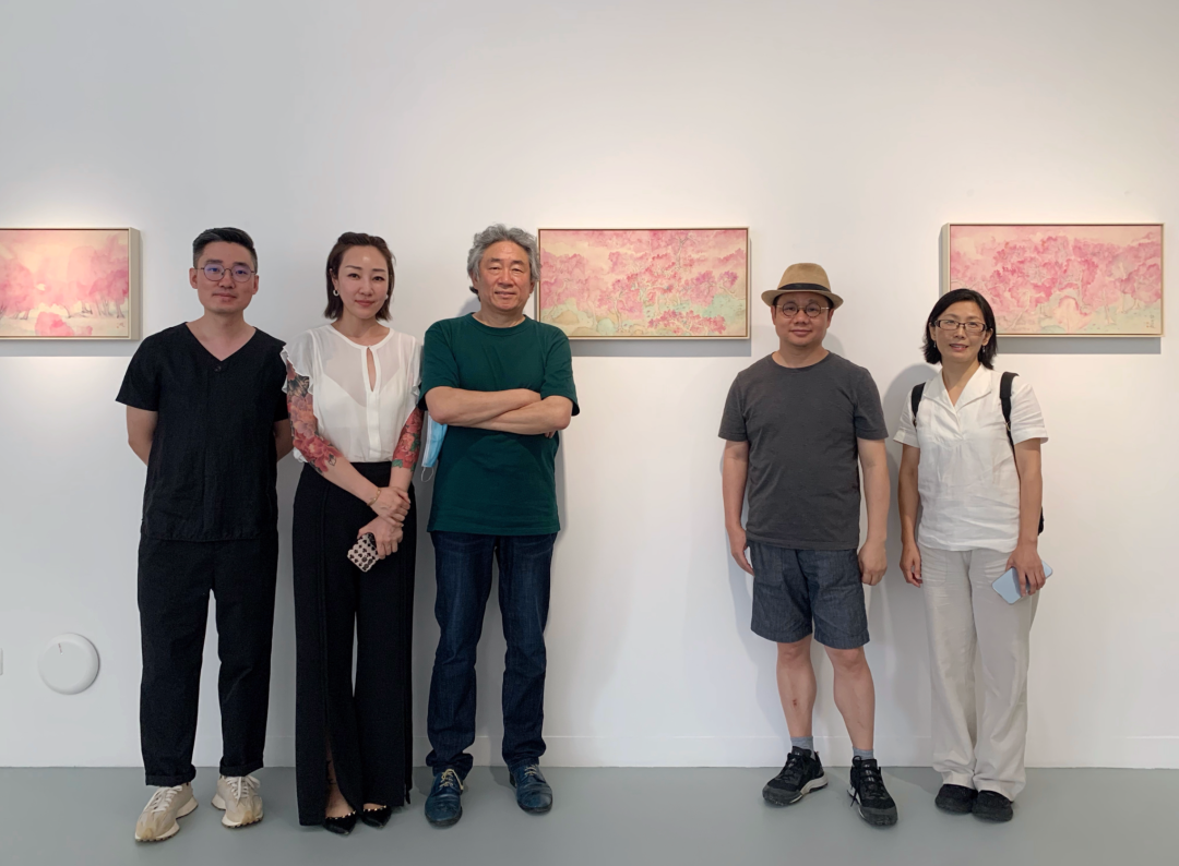 “性本丘山——丘挺作品展”在北京开幕，展期至7月31日
